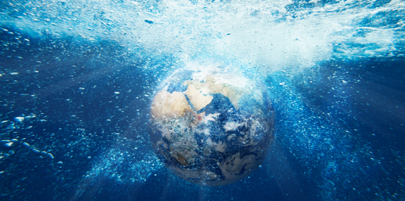 Illustration graphic globe under water 
