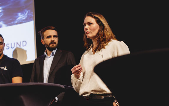 Jan Christian Vestre og Synnøve Seglem på scenen under Haugesundkonferansen 2023 