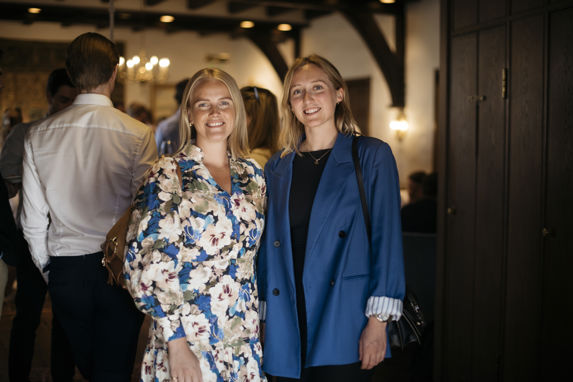 Andrea Rognstad fra Høegh LNG og Julie Lindberg fra Skuld.