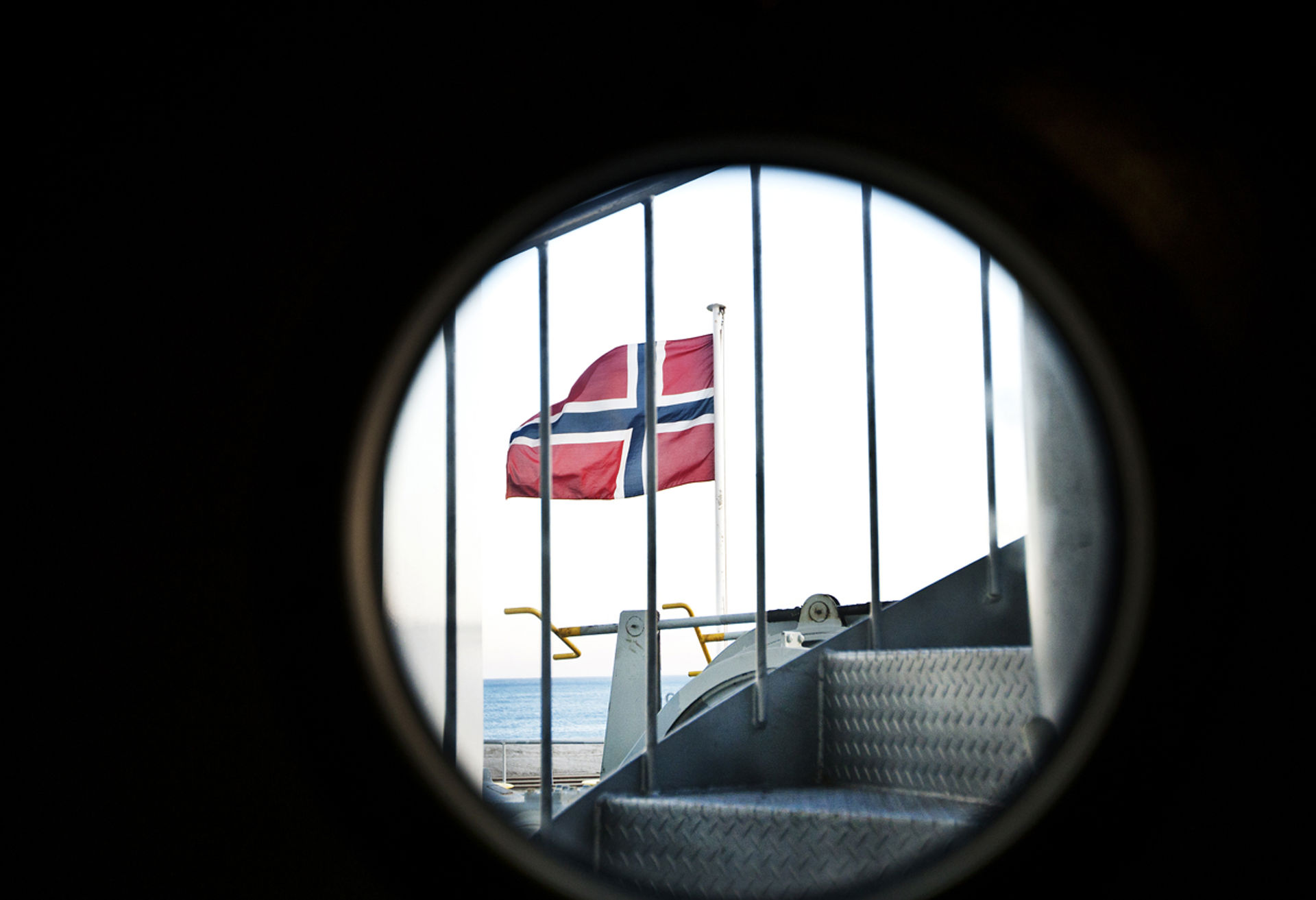 Norsk flagg på skip som representerer verdiskaping og global handel